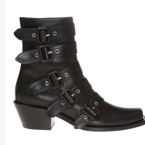 BURBERRY BURBERRY BLACK ‘ALBERTINA’ ANKLE BOOTS WITH CUT-OUT - Picture 1 of 11